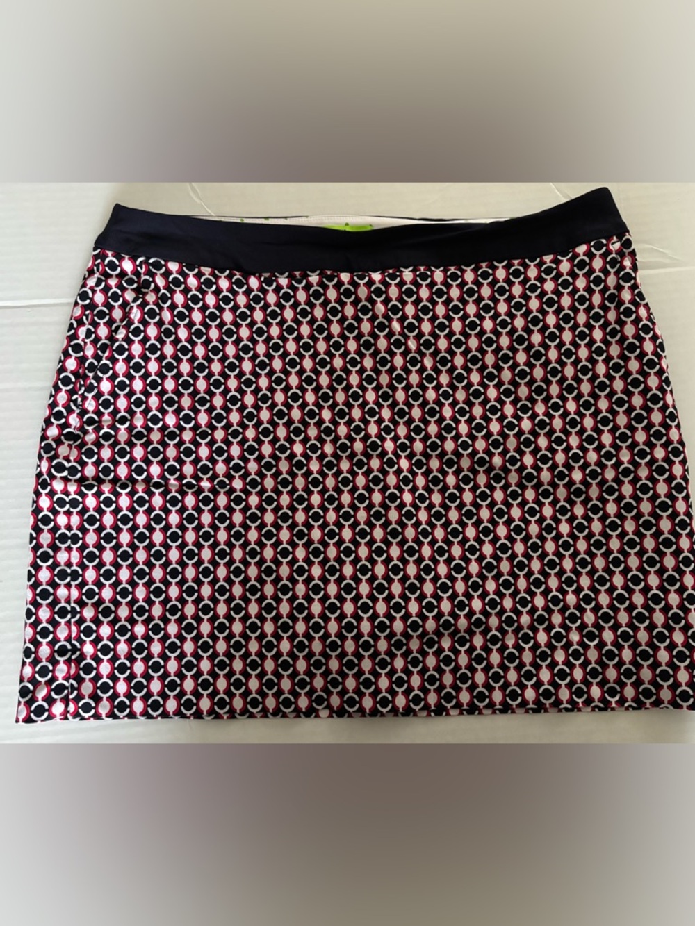 Swing Control Black & Pink Geometric Print Women's Golf Skort. NWOT